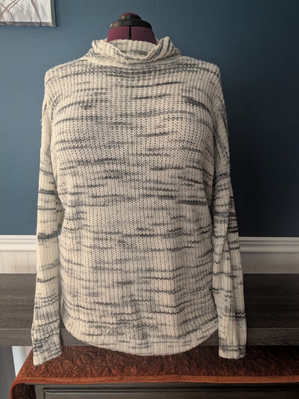 Torrid size 3 sweater